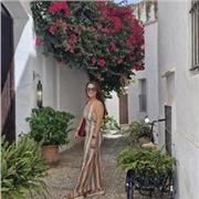 Licenciada en biología. Pudiendo dar clases a distintas edades, desde colegio, bachiller hasta universidad.